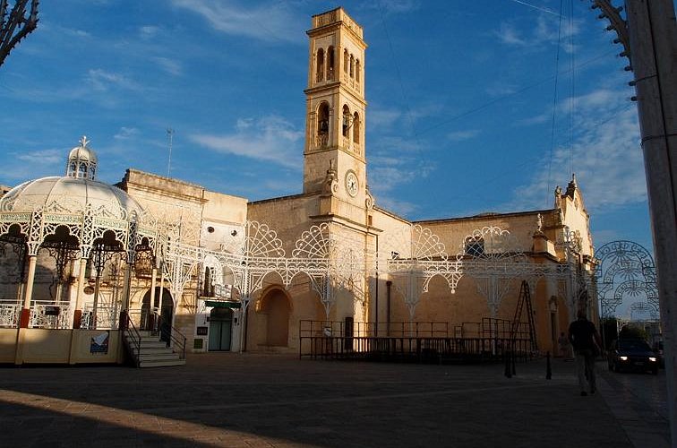 CENTRO SPECCHIA
